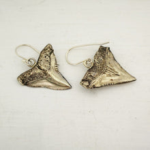Load image into Gallery viewer, The front and back of the white bronze shark teeth earrings. By Keri-Mei Zagrobelna
